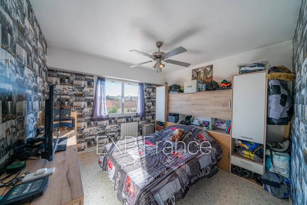 🏡 ANTIBES EST – Rareté Absolue ! Haut de Villa 4P avec Vue Mer Panoramique & Toit-Terrasse d’Exception