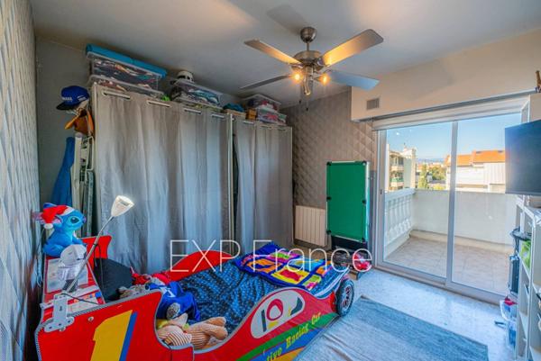 🏡 ANTIBES EST – Rareté Absolue ! Haut de Villa 4P avec Vue Mer Panoramique & Toit-Terrasse d’Exception