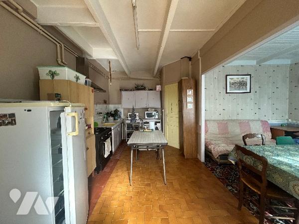 L'Etude de Maître Esnault vous propose à la vente une maison sur la commune de GRANVILLE Ref : V1047