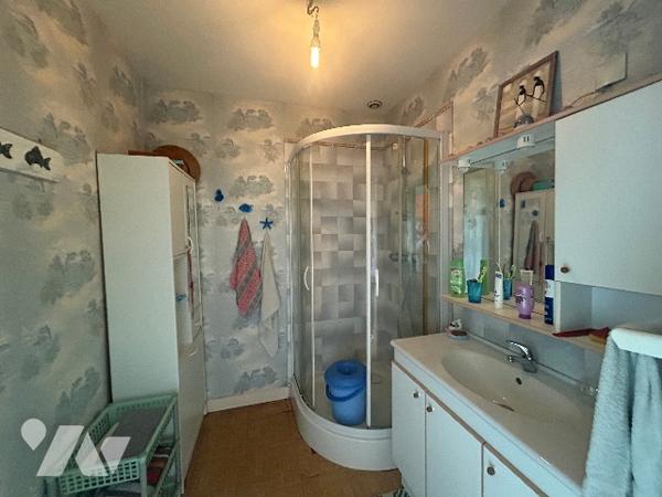 L'Etude de Maître Esnault vous propose à la vente une maison sur la commune de GRANVILLE Ref : V1047