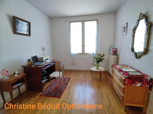 OFFRE ACCEPTEE /Charente, Ruelle sur Touvre, maison 3 chambres sur sous-sol, jardin et garage 36m²