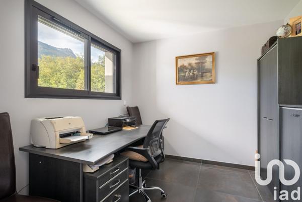 Maison à vendre 7 pièces 220 m² Seyssins