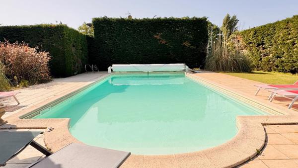 Grande propriété familiale sur plus de 2000 m² !