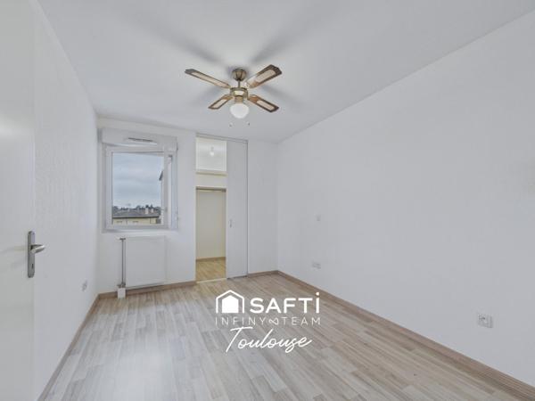 Dernier étage, lumière et tranquillité : un vrai coup de cœur