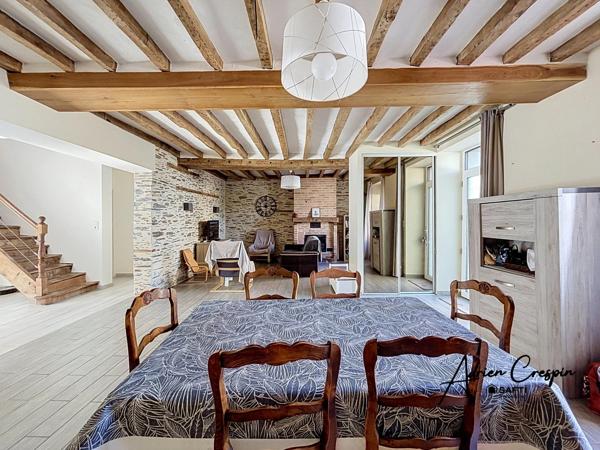 Maison 5 chambres Saint-Aubin-Du-Pavoil
