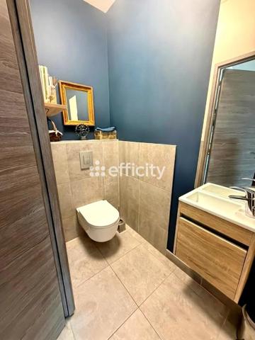 Maison
         6 pièces
        - 160 m² Bien prestige 424 500 € *