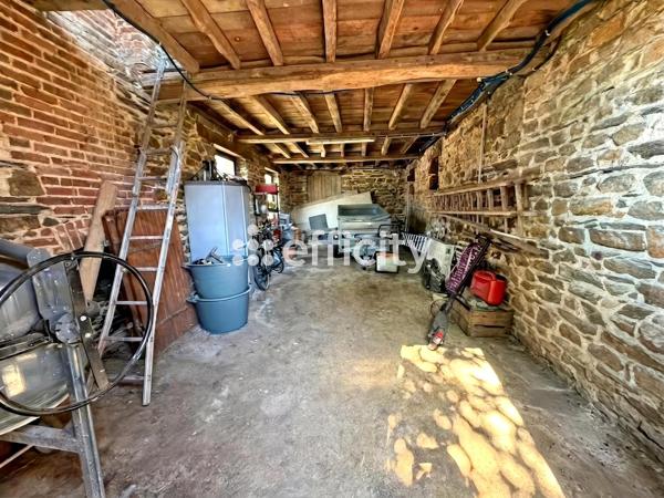 Maison
         6 pièces
        - 160 m² Bien prestige 424 500 € *