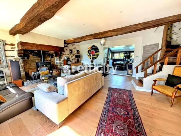 Maison
         6 pièces
        - 160 m² Bien prestige 424 500 € *
