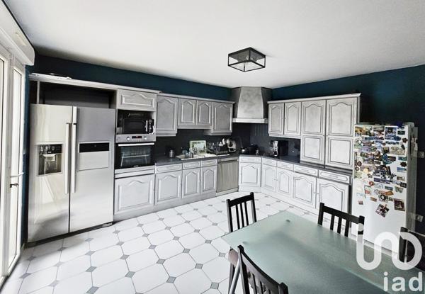 Maison à vendre 7 pièces 197 m² Meulan-en-Yvelines