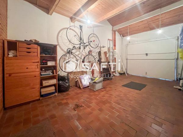 Maison familiale 135 m2 sur terrain 1041 m2