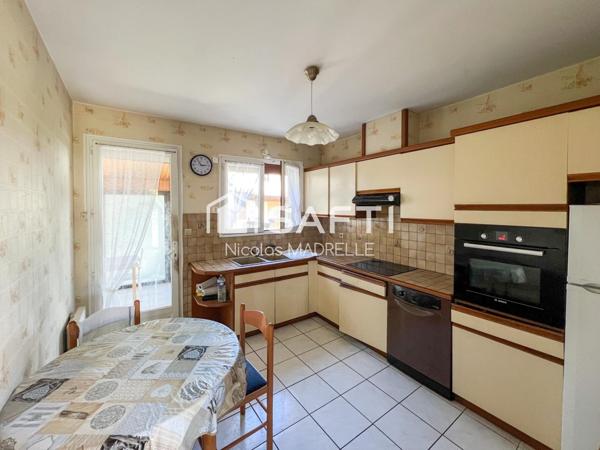 Maison familiale 135 m2 sur terrain 1041 m2