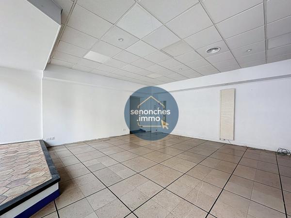 À LOUER – LOCAL COMMERCIAL – CENTRE-VILLE DE SENONCHES (28250)