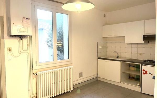 Maison à vendre    3 pièces •  Bordeaux