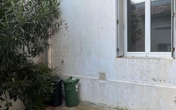 Maison à vendre    3 pièces •  Bordeaux