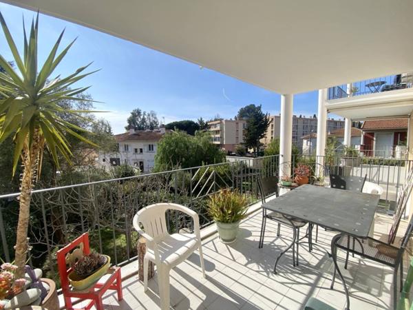 Appartement à louer 2 pièces de 33 m²