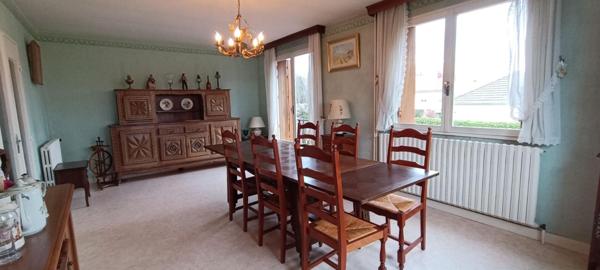 Maison familiale -5 pièces - Fougerolles