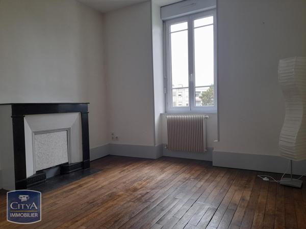 Appartement à louer 3 pièces 61.63m² Mâcon (71000)