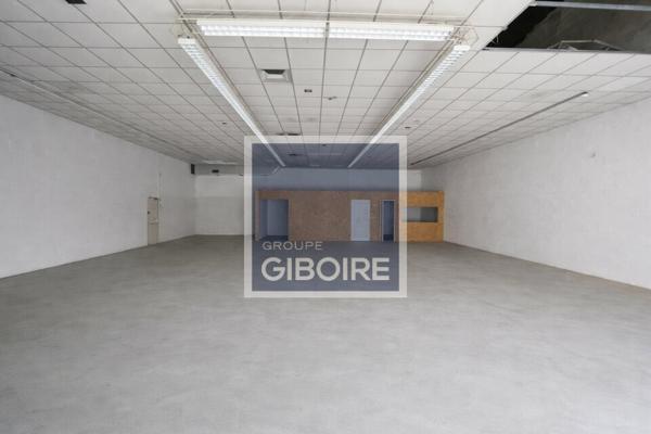 Local d'activites 260 m² à louer SAINT JEAN DE LINIERES (réf : 49.017462)