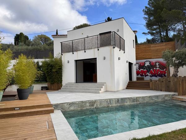 Lorgues (83510) LORGUES- Villa contemporaine lumineuse - Jardin 650 m² & double garage type