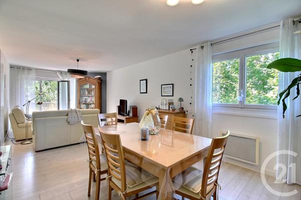 Appartement F3 à vendre  3 pièces - 81,16 m2 THONON LES BAINS - 74