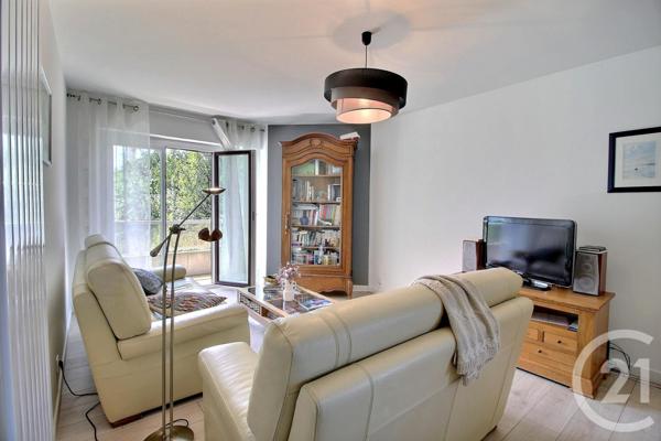 Appartement F3 à vendre  3 pièces - 81,16 m2 THONON LES BAINS - 74