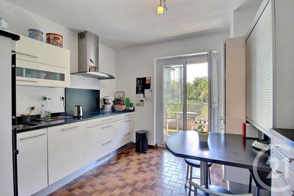Appartement F3 à vendre  3 pièces - 81,16 m2 THONON LES BAINS - 74