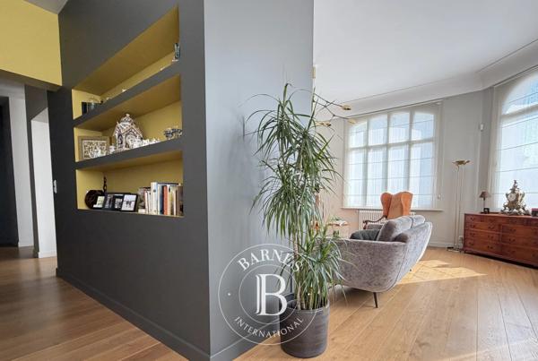 Lille, Maison  383 m² à vendre