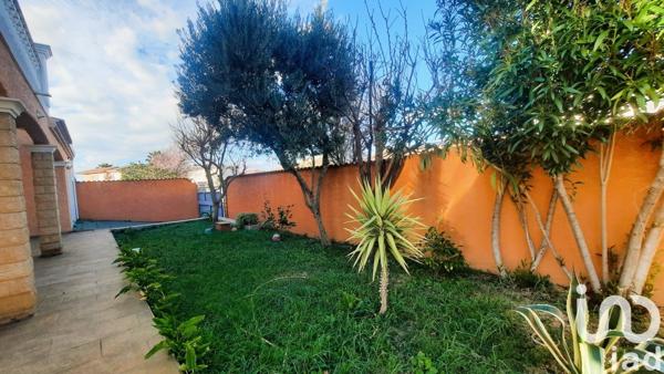 Maison 6 pièces de 177 m² à Narbonne (11100)