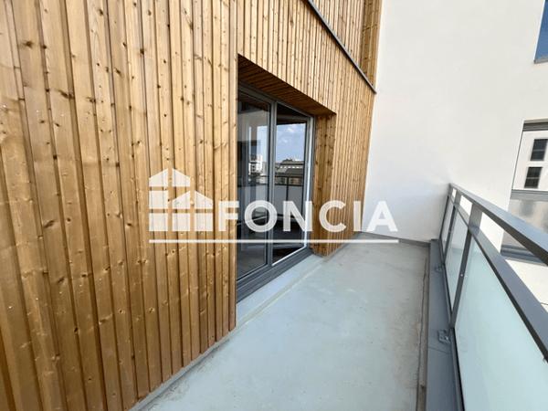 Location Studio 29.72 m² - Laval 53000