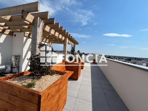 Location Studio 29.72 m² - Laval 53000