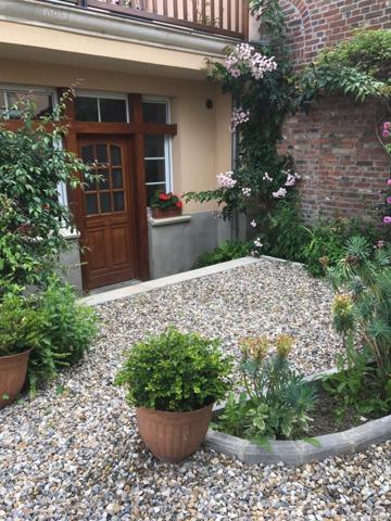 Appartement à louer à Amiens dans la Somme (80000), ref : 80011-L1112   
St-Acheul