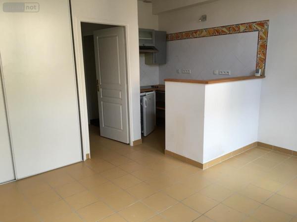 Appartement à louer à Amiens dans la Somme (80000), ref : 80011-L1112   
St-Acheul