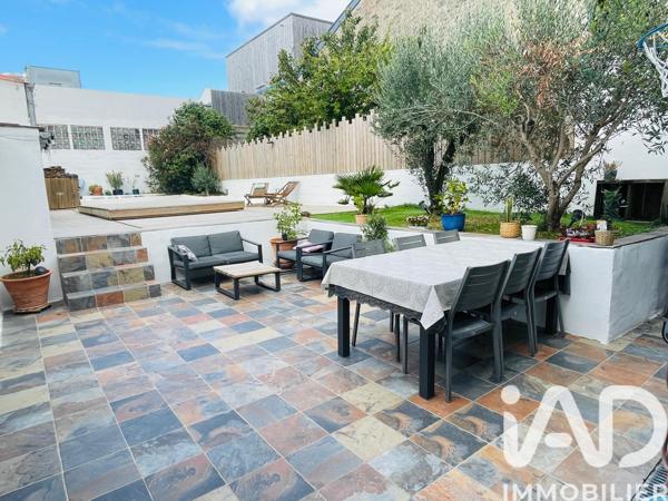 Immeuble à vendre 278 m² La Rochelle