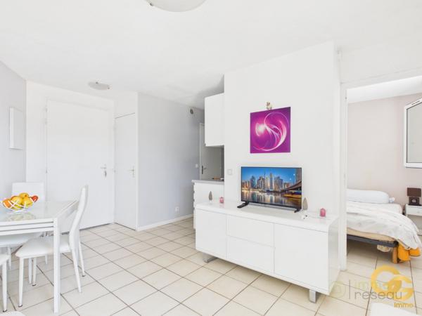 Appartement à THEOULE SUR MER (06590)