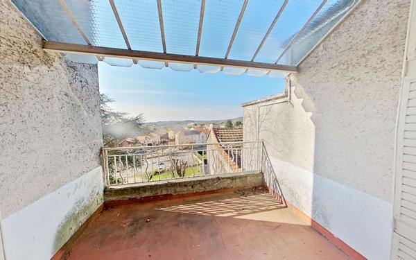 Maison à vendre    5 pièces • 309,17 m2 Rozier-en-Donzy