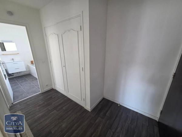 Appartement à louer 1 pièce 35.29m² Issoire (63500)