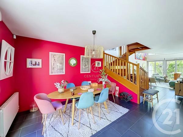 Maison à vendre  5 pièces - 142,64 m 2   LYON  - 69008