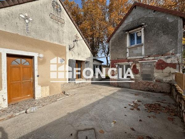 Location Maison 3 pièces 53.5 m² - 4 RUE DE VILVENT Nazelles Negron 37530