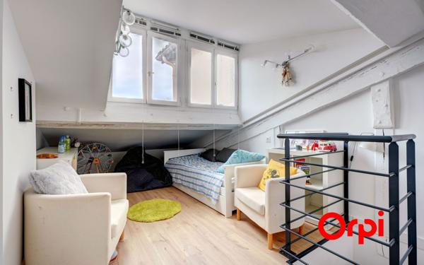 Appartement à vendre    3 pièces • 62,70 m2 Lyon 9