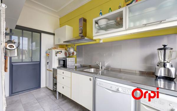 Appartement à vendre    3 pièces • 62,70 m2 Lyon 9