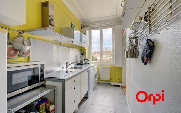Appartement à vendre    3 pièces • 62,70 m2 Lyon 9