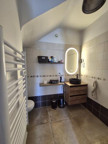 Maison rénovée 5 chambres terrain 858 m2 à Alès Alès (30100)