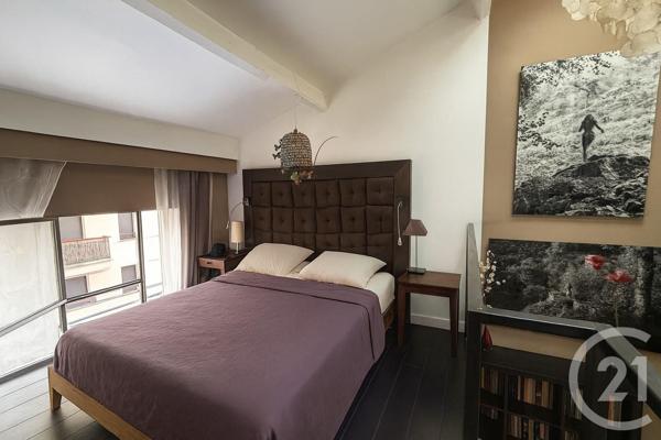 Maison à vendre  5 pièces - 191,12 m2 SURESNES - 92