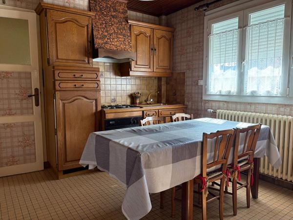 Maison Sable Sur Sarthe 5 pièce(s) 73,16 m2