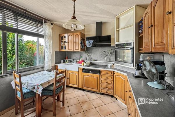 Maison Fronton 4 pièces 165 m2 avec garage et piscine sur 1996 m2 de parcelle divisible et constructible