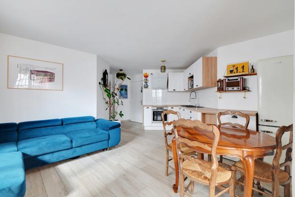 Saint-Denis (93200) Charmant 3 pièces rénové avec terrasse et box fermé – Quartier agréable et familial de La Plaine Saint-Denis