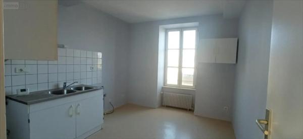 Location - Appartement Langres 52200 3 pièces 90 m 2