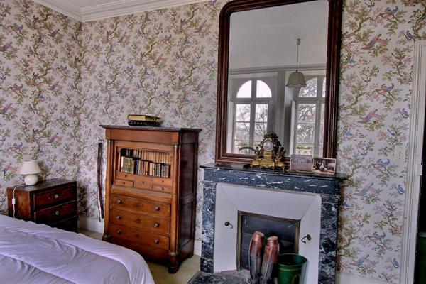 Manoir de 1850, maison de gardien et tennis sur un parc de 5ha