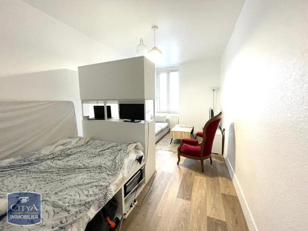 Appartement à louer 2 pièces 39.1m² Saint-Étienne (42100)