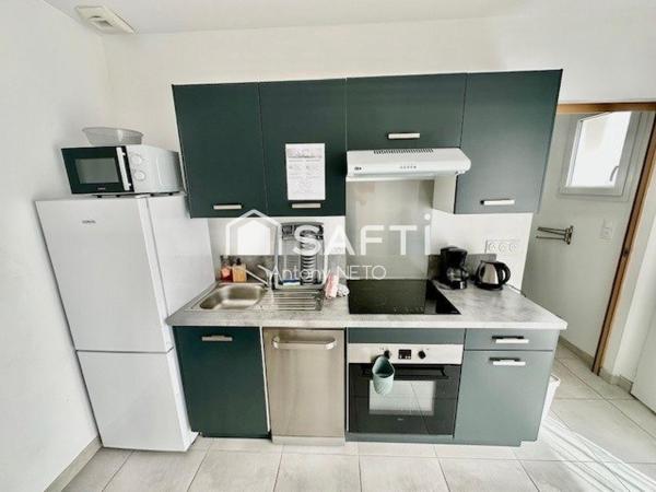 A vendre, superbe studio avec terrasse XXL, le confort absolu.